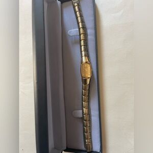 Seiko Gold and Silver toned stainless steel Bracelet with Linked Design